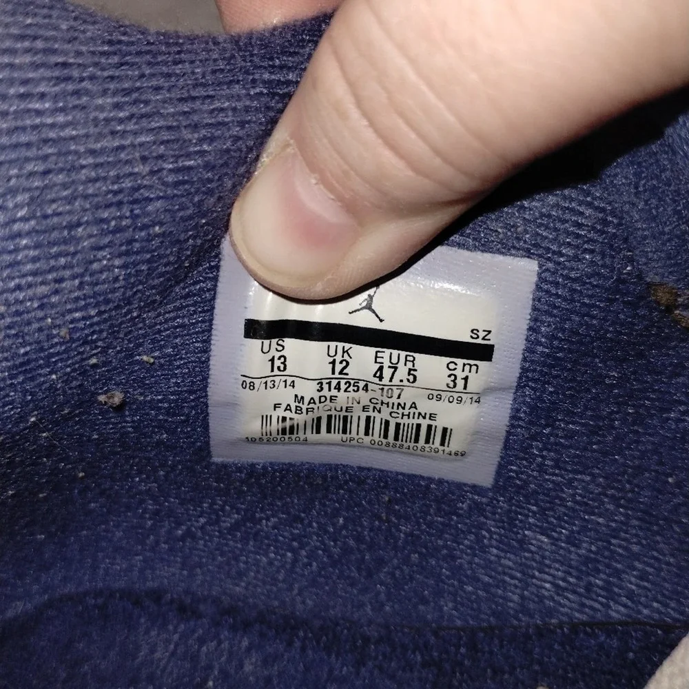 Jordan 4 Retro LS "Legend Blue" color Blue/White size 13 - Picture 4 of 12